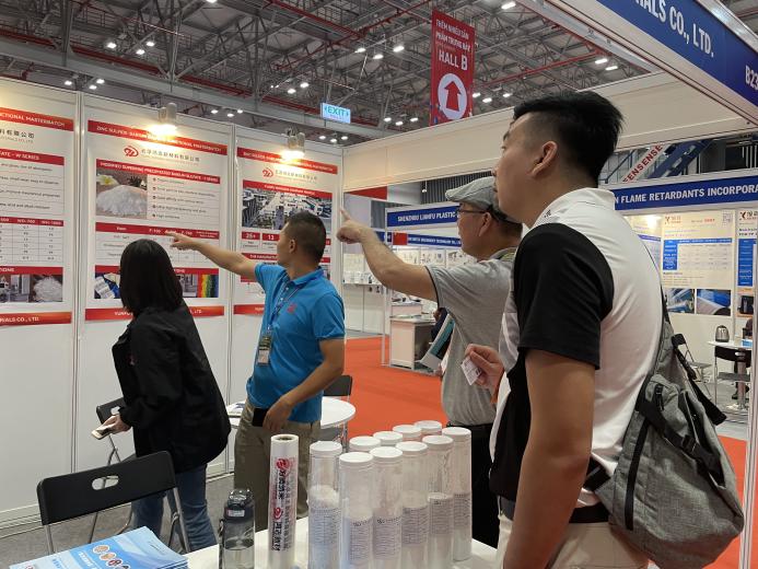 客户咨询鸿志改性沉淀硫酸钡系列产品 客户咨询鸿志改性沉淀硫酸钡系列产品